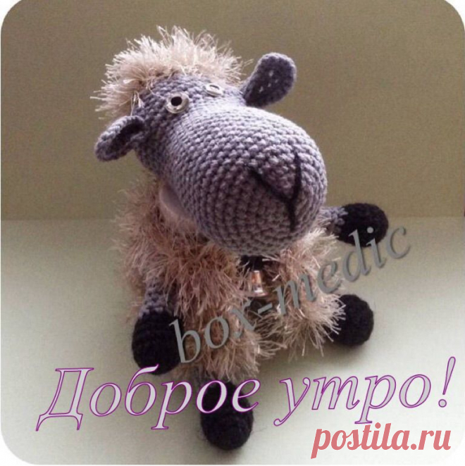 Доброе утро! ( символ 2015 года)
Скоро Новый год, у меня появилась идей сделать овечку!!!
Но, она не простая, Веселая овечка- шкатулка и игольница, то есть три в одном. На сайте можно ознакомиться с вариантами готовых Овечек.