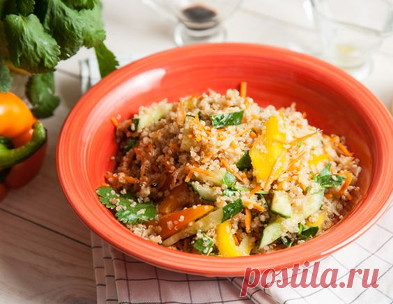 Теплый салат с киноа и овощами - рецепт приготовления с фото от Maggi.ru