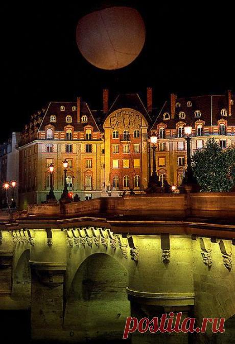Pont Neuf, Paris, France