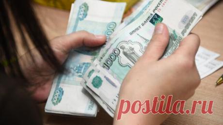 В Соцфонде рассказали, кто получает ежемесячные денежные выплаты