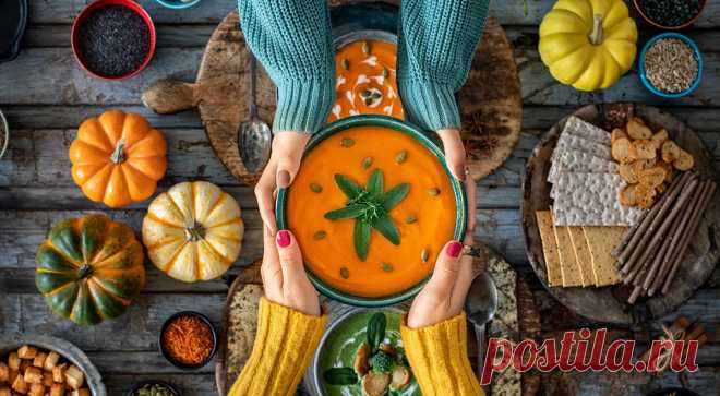Тыквенный хит-парад, 12 ярких рецептов из тыквы — читать на Gastronom.ru Начало осени — самое время для тыквы, поэтому мы хотим представить вам настоящий хит-парад, 12 лучших рецептов, которые каждому захочется повторить. Мало какой овощ может сравниться с тыквой своей красотой, яркостью и ощущением тепла и уюта. Чего тол - статья на кулинарном сайте Gastronom.ru