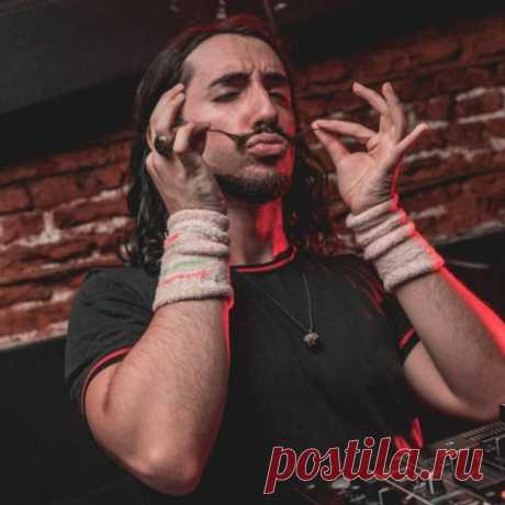 Pipi Hz - Closing Set Like Chart » MinimalFreaks.co