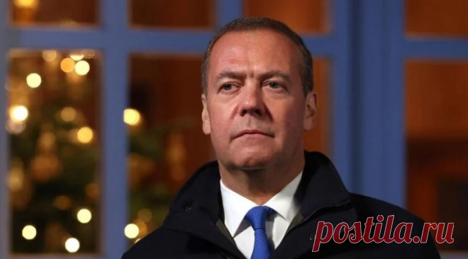 Предложение зампреда Совбеза РФ Дмитрия Медведева о необходимости ужесточения закона об иноагентах, подобно практике США, вызвало значительное внимание