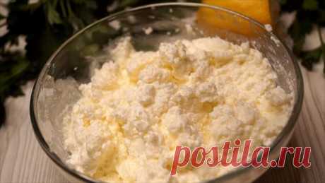 Нежный, рассыпчатый и совсем не кислый…Таким должен быть домашний творог. Самый правильный рецепт!