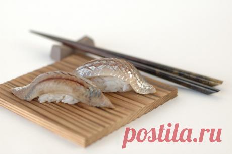 Суши с сардинами Нигири Роллы Закуски - Журнал полезных советов Суши с сардинами Нигири Роллы дома Рецепт суши из сардин своими руками Роллы в домашних условиях Вкусные суши приготовить самостоятельно