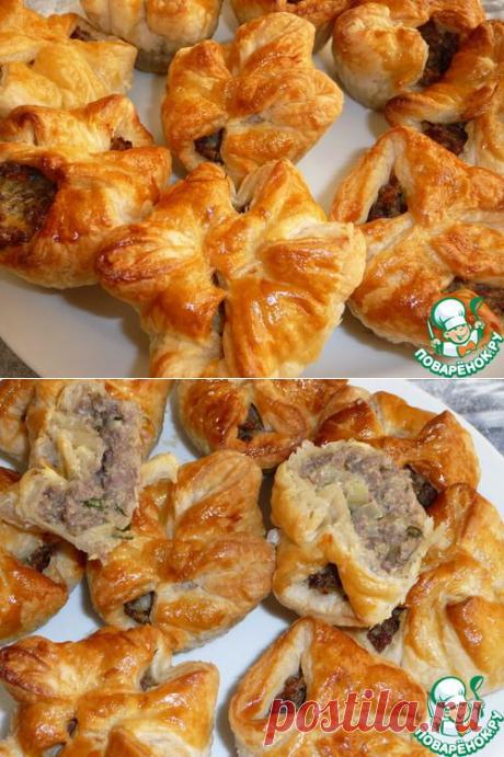 Паштет из куриных желудков в слоеном тесте - кулинарный рецепт