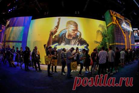 Названа одна из причин провала Cyberpunk 2077. Дизайнер квестов Cyberpunk 2077 Филипп Вебер заявил, что проблемы игры могли появиться в том числе из-за вариативности геймплея. Создатель квестов отметил, что нелинейность не так сильно влияет на восприятие игры. По этой причине Вебер предположил, что разработчикам стоило уделить внимание устранению ошибок.
