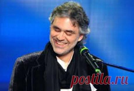 Поёт Andrea Bocelli. Слепой певец с самым красивым голосом в мире!