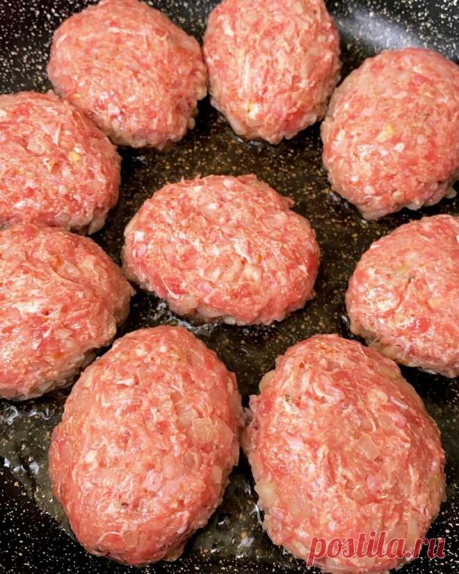 Котлеты по рецепту мужа. Всегда очень сочные и вкусные. | ХЮГГЕ С ГРУЗИНСКИМ АКЦЕНТОМ | Яндекс Дзен