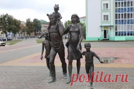 15 памятников семье — самому ценному в жизни