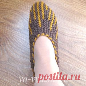 Свяжем тапочки (следки) спицами, используя укороченные ряды. Мастер-класс | Вязальное настроение...
