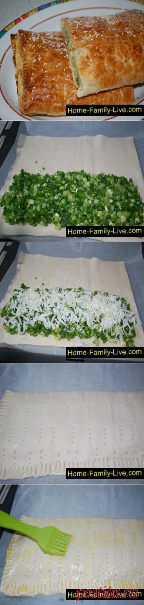 Луковый пирог - пошаговый фоторецепт - пирог из слоеного теста с луком