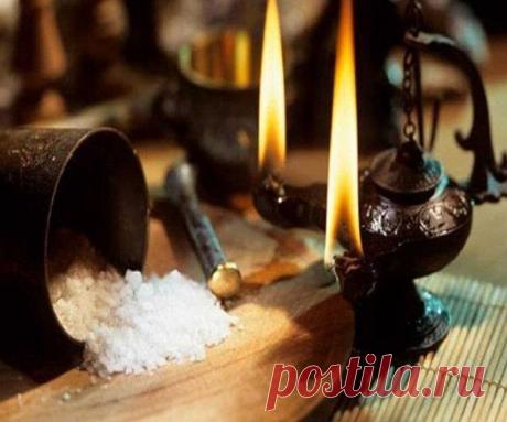 Как снять порчу с себя самостоятельно? Как убрать порчу в домашних условиях – пять основных ритуалов снятия порчи. Как снять порчу самостоятельно и избавиться от негатива 100% Порчи и сглазы Соль считается самым эффективным атрибутом для снятия сглаза и порчи в домашних условиях. Для начала ее нужно нагреть на сковороде, после пересыпать в плотный