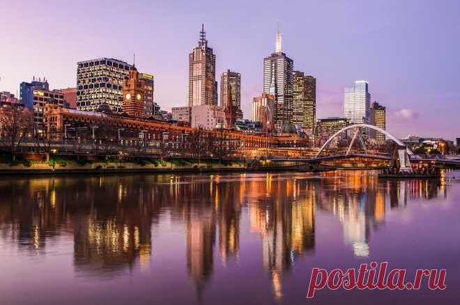 Sunset on Yarra by astroprojector / 500px
