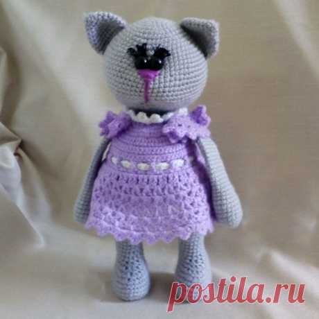 Кошечка Мими со съемной одеждой