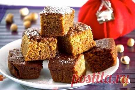 рецепт Новогоднего пирога! Готовить одно удовольствие, особенно с жаровней La Chef
Нам понадобится:
🍰мука - 1 стакан 
🍰имбирь молотый - 1 ½ ч. л. 
🍰сода - 1 ч. л. 
🍰растительное масло рафинированное - 2 ст. л. 
🍰яйца куриные - 1 шт. 
🍰мед жидкий - 2 ст. л. 
🍰молоко - 1 стакан 
🍰сахар - 1 стакан