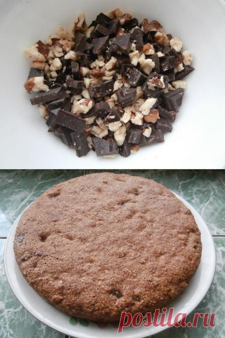 Невероятно вкусный пирог из гречневой муки с шоколадом.