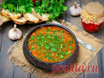 Суп «Харчо» с курицей и рисом Суп «Харчо» из курицы с рисом - пряный, вкусный, ароматный и быстрый в приготовлении вариант классического блюда.