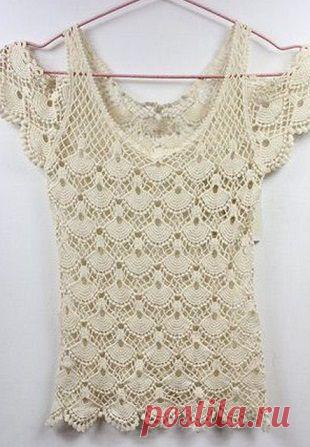 Топ с узором крючком