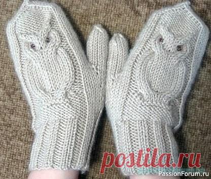 Варежки спицами узором 