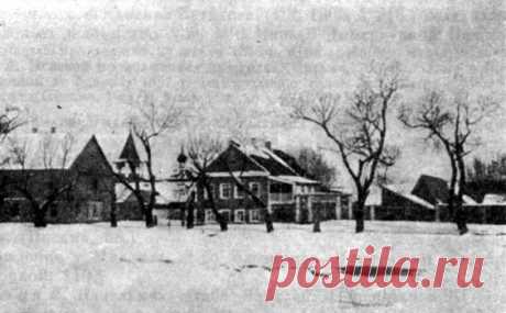 La casa di Dostoevskij a Staraya Russa.   |   Pinterest: инструмент для поиска и хранения интересных идей
