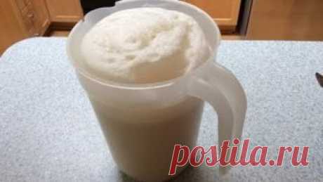 Корневая подкормка на основе дрожжей. Отличное удобрение для томатов, огурцов, и других овощей.