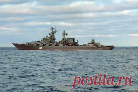 Раскрыта роль ВМФ России в СВО. Военно-морской флот России принимает активное участие в проведении специальной военной операции (СВО), поскольку обеспечивает безопасность в Черном море и решает задачи по нанесению ударов высокоточным оружием по объектам на Украине. Роль ВМФ в СВО в интервью «Красной звезде» раскрыл главком флота Николай Евменов.
