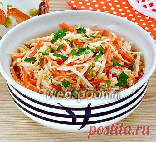 Салат из редьки, моркови и яблок с майонезом
