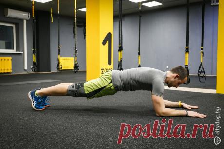 Эффективное и доступное всем – Планка с вытягиванием руки!