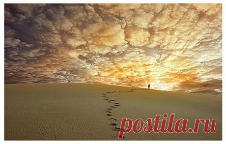 Я всегда чувствую себя счастливым. Ты знаешь, почему? Потому что я ничего ни от кого не жду. Ожидания всегда боль... Жизнь коротка... Так что люби свою жизнь... Будь счастлив... И улыбайся... Перед тем, как говорить, слушай... Прежде чем писать, думай... Перед тем, как тратить деньги, заработай... Перед тем, как молиться, прощай... Перед тем, как делать больно, почувствуй... Перед тем, как ненавидеть, люби... Перед тем, как умереть, живи!