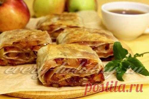 Ленивый яблочный штрудель из лаваша