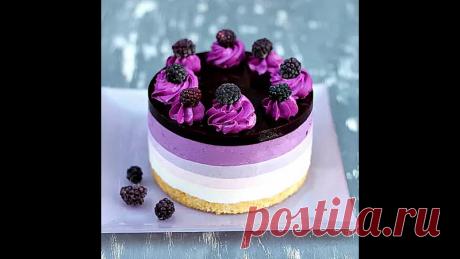 ТОРТ &quot;СЧАСТЬЕ В РЕЦЕПТЕ&quot;.

Торт очень простой, просто МЕГА простой. Приготовить его сможет каждый!!! Он очень лёгкий, для тех, кто любит суфле.