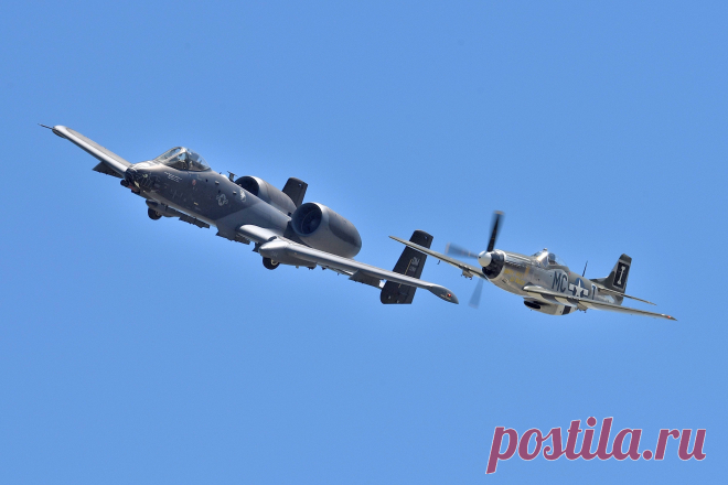 Фотография North American P-51 (N74190) — FlightAware