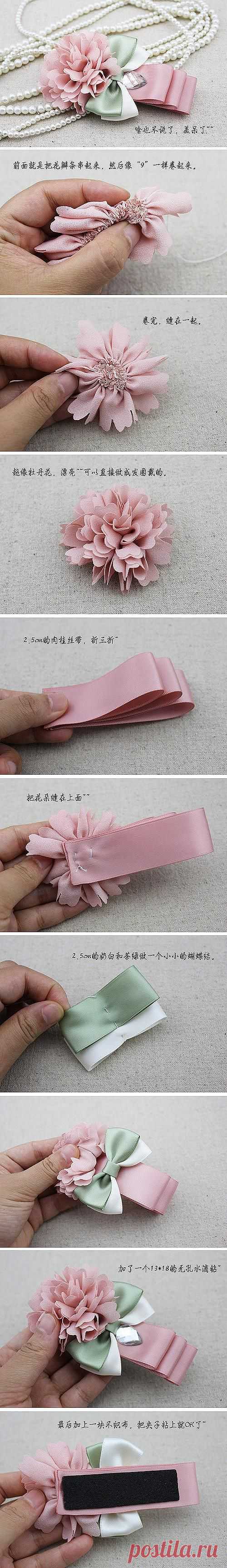 DIY Tutorial: Mother's Day Gifts / DIY Mother's Day Corsage: Felt Dahlia Flower Brooch - Bead&Cord