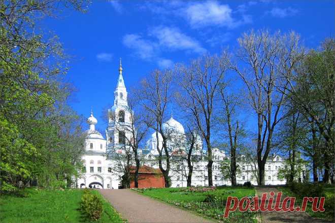 И опять синь