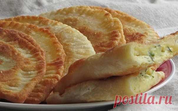 ЧЕБУРЕКИ НА КЕФИРЕ С КАРТОШЕЧКОЙ И СЫРОМ!!!