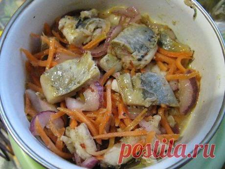 Приготовьте очень вкусную селедку по корейски!!!! Вкусней селедки Вы еще не пробовали!!!  рецептик здесь>> https://domashnij.klass-resept.ru/seledka-po-korejski.html