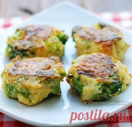 Куриные котлетки с брокколи: нежно и низкокалорийно! 
на 100грамм - 83.11 ккалБ/Ж/У - 13.48/1.88/2.92

Ингредиенты:
Брокколи - 200 г 
Показать полностью…