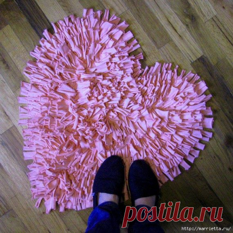 Коврики и подушки из трикотажа
