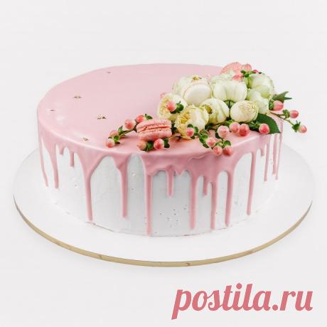 У нас сегодня сразу 8 именинниц!