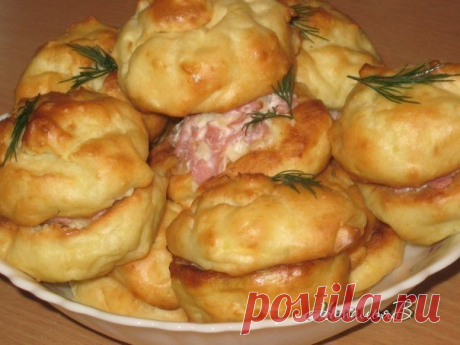 Замечательная закуска — Картофельные профитроли с сырно-ветчинной начинкой