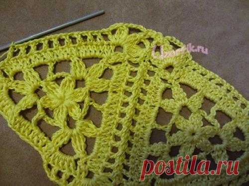 Соединение треугольных мотивов в процессе вязания