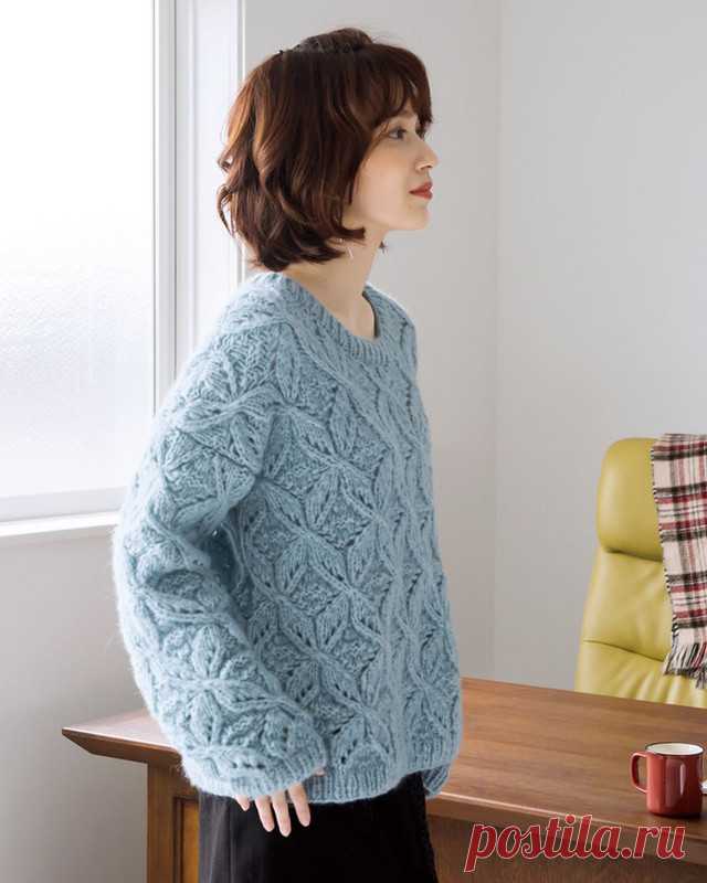 ГОЛУБОЙ ПУЛОВЕР...