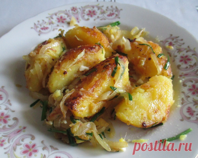 Картошка с чесноком, луком и джусаем