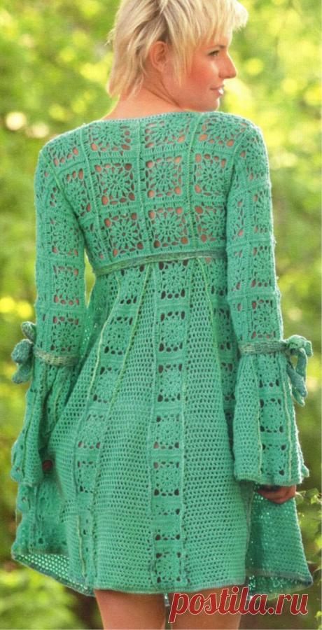 TURQUOISE DRESS FROM MOTIVES