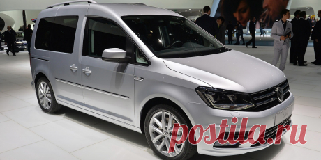 Смотри! Volkswagen Caddy 2018 модельного года Первое, допремьерное знакомство с 4-м поколением Volkswagen Caddy 2018 модельного года состоялось в Познани (Польша), а затем, на женевском автошоу, новинк