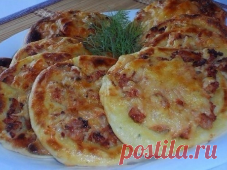 Картофельные ватрушки с курицей. Очень ароматно, ярко и сытно!