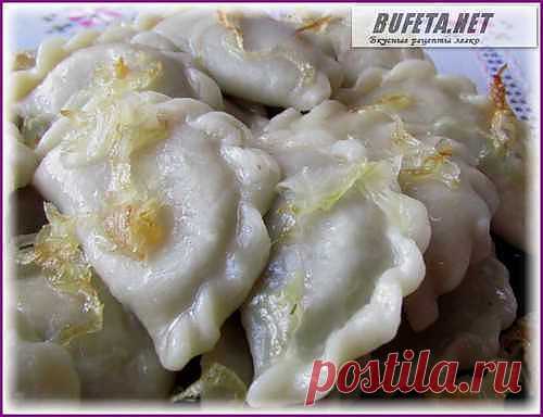 Заварное тесто для вареников – самый удачный и вкусный вариант теста для вареников, причем абсолютно с любой начинкой.