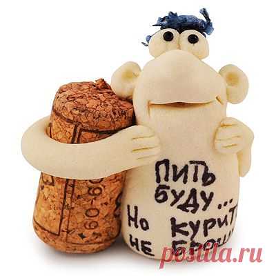 Фигурки из пластики с приколами на пузе.