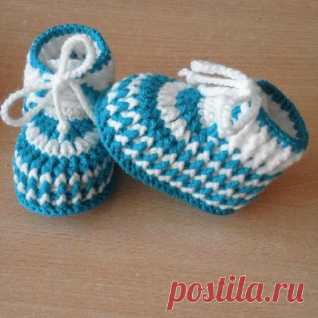 (10) Facebook